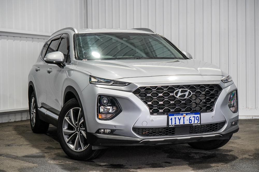 Hyundai Santa Fe image 1