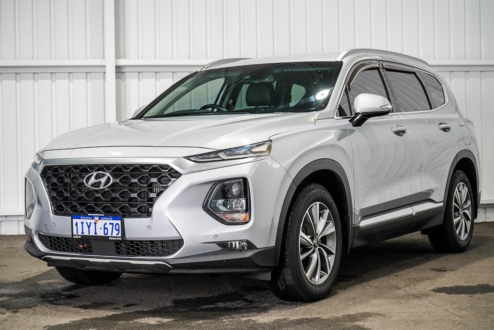 Hyundai Santa Fe image 4