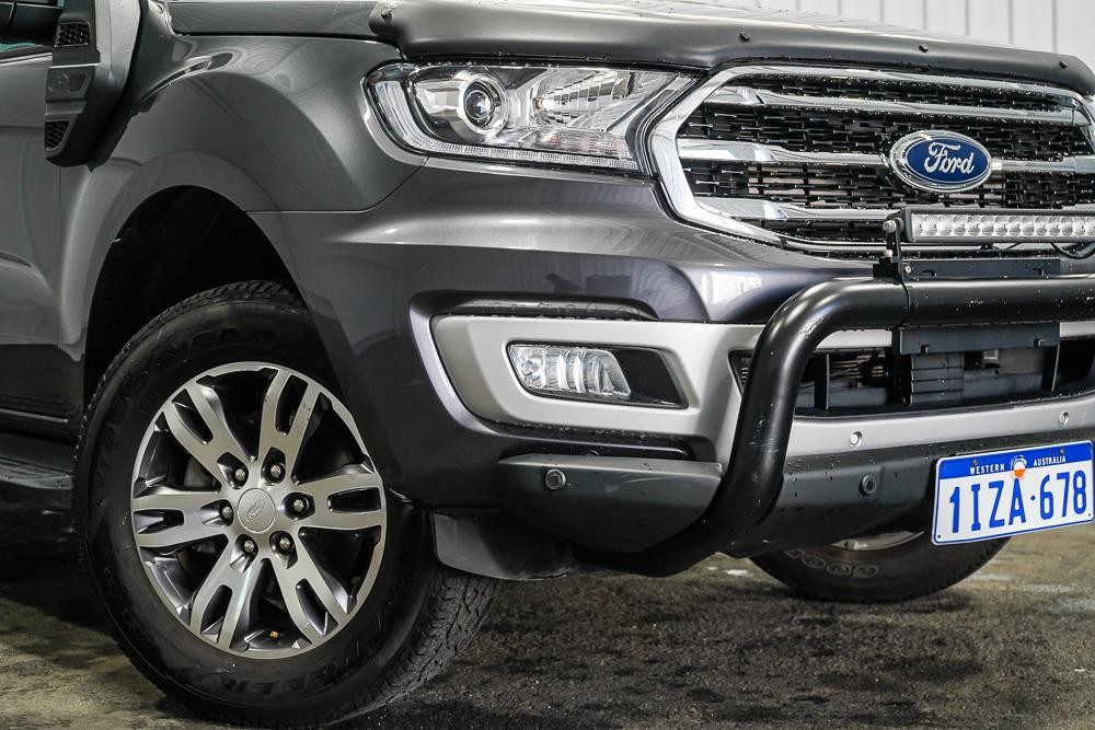 Ford Everest image 2