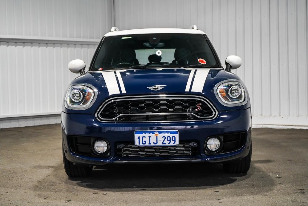 Mini Countryman image 3