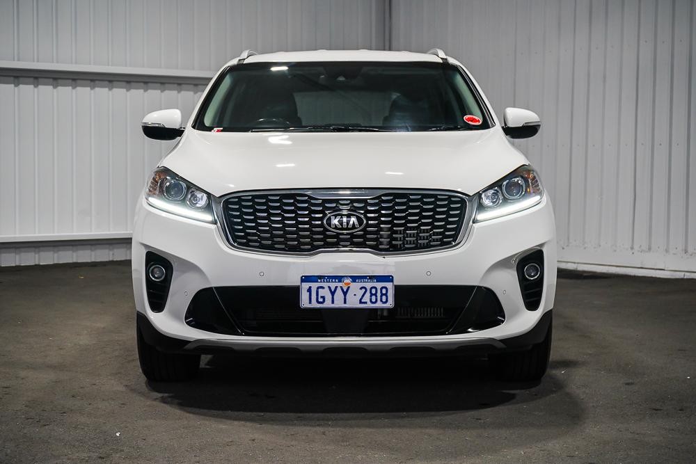 Kia Sorento image 3