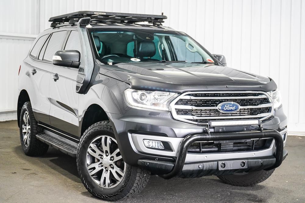 Ford Everest image 1