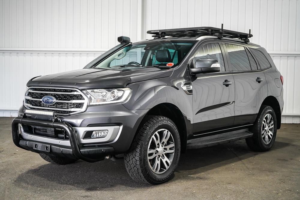 Ford Everest image 4