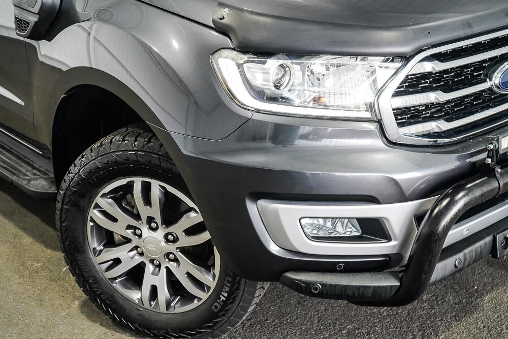 Ford Everest image 2