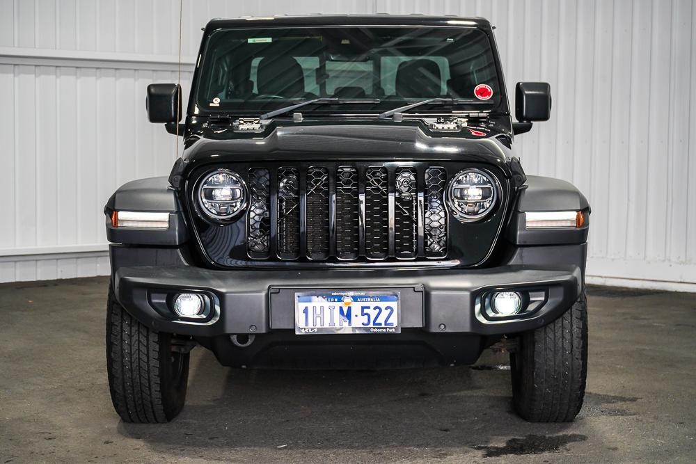 Jeep Gladiator image 3