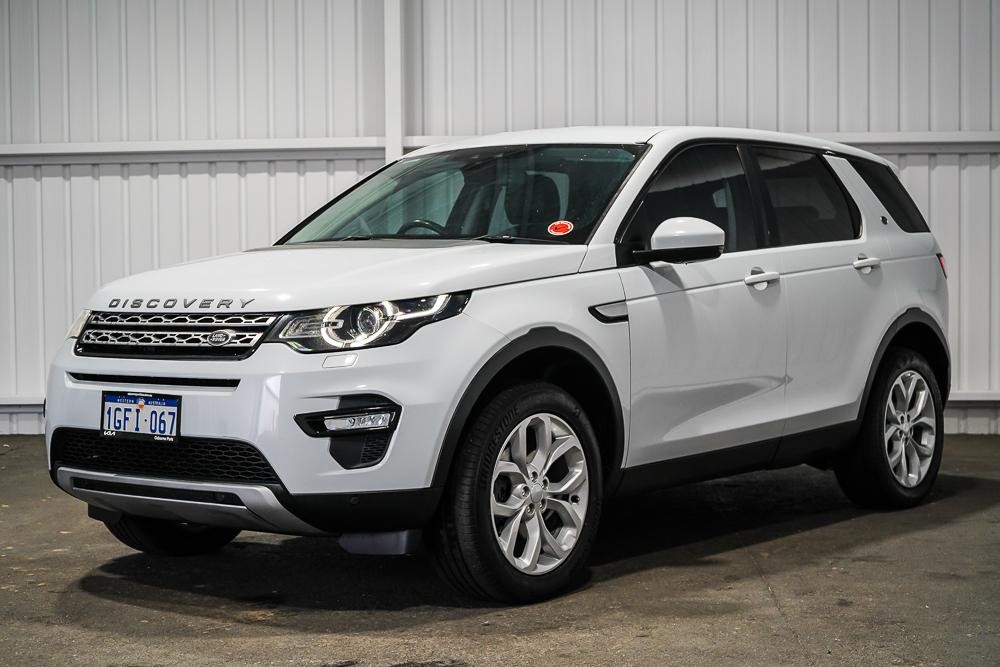 Land Rover Discovery Sport image 4