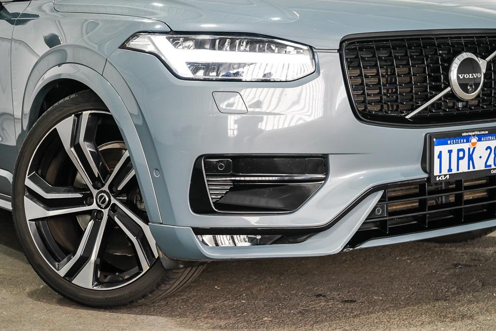 Volvo Xc90 image 2