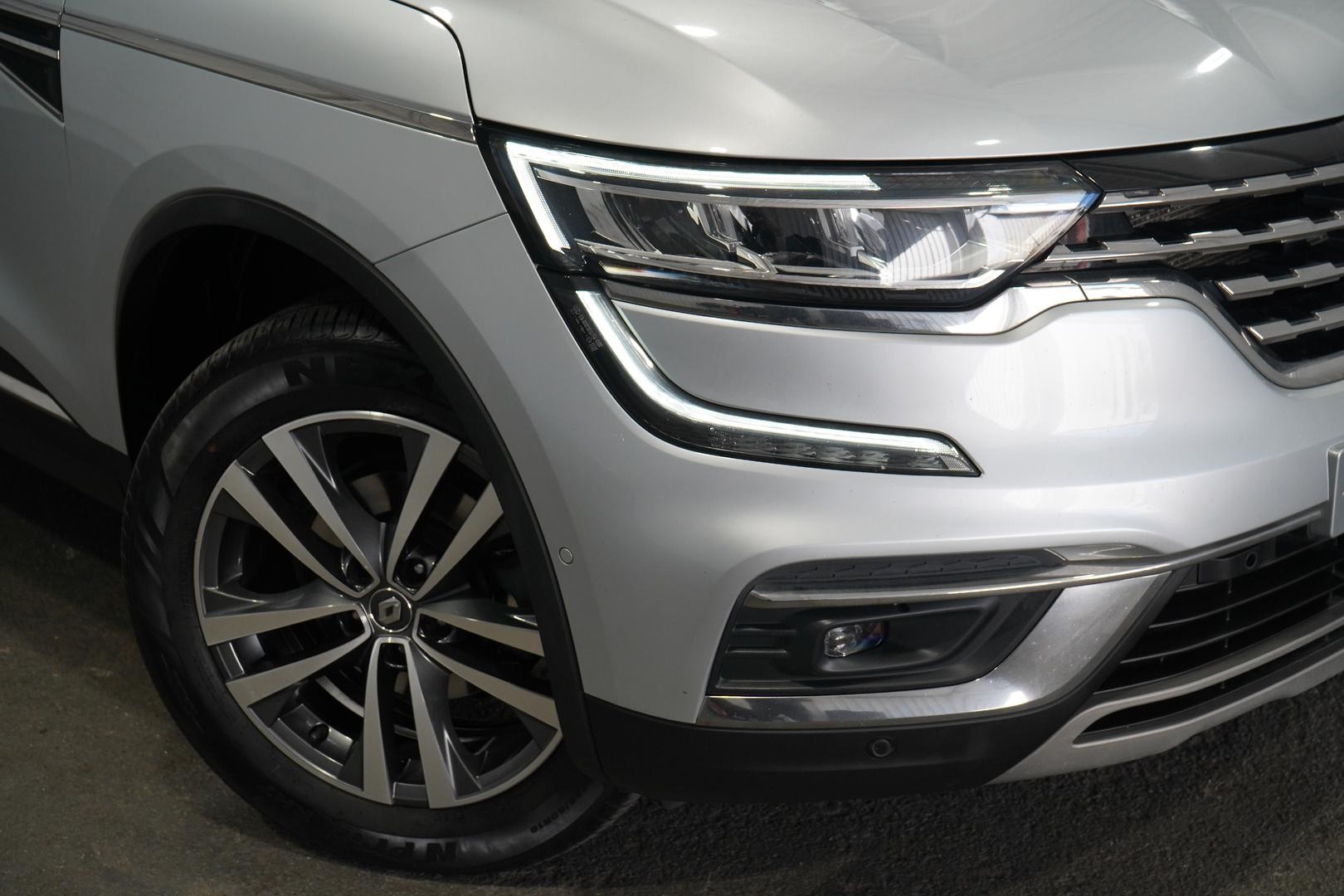 Renault Koleos image 2