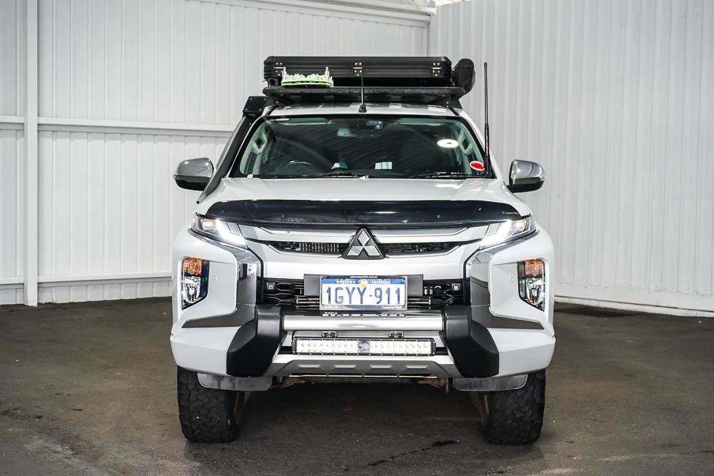 Mitsubishi Triton image 3