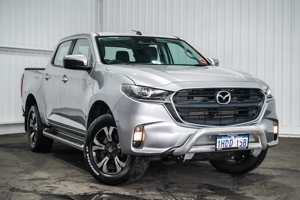 Mazda Bt-50 image 1