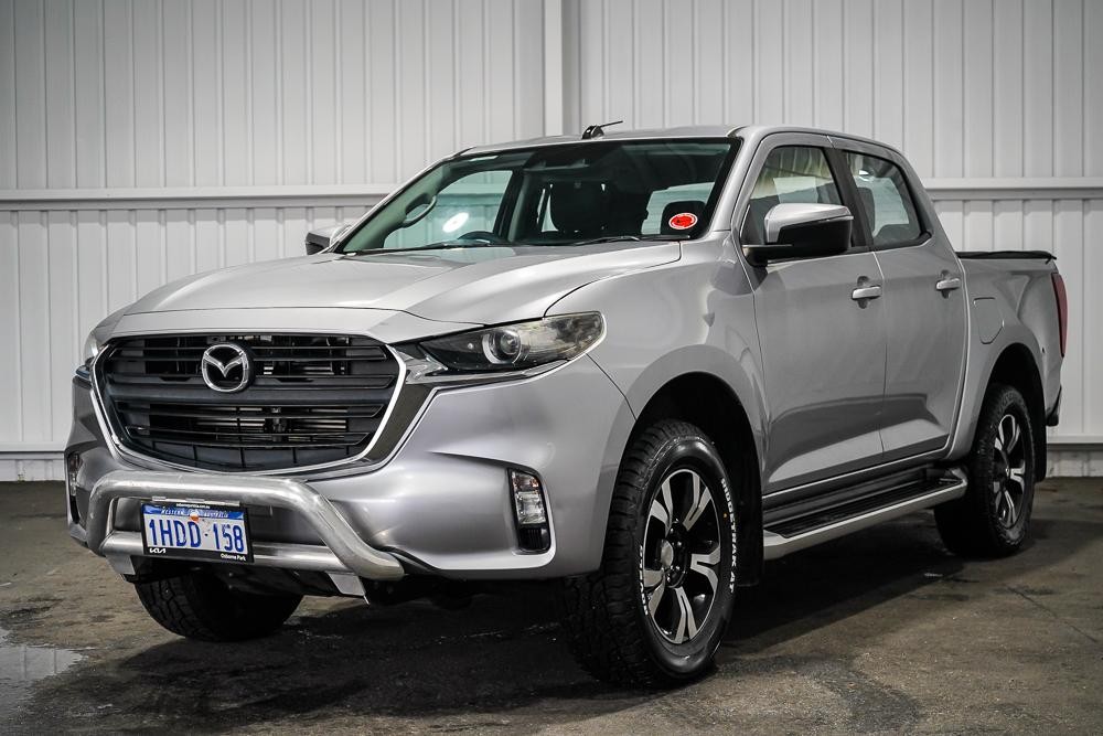Mazda Bt-50 image 4