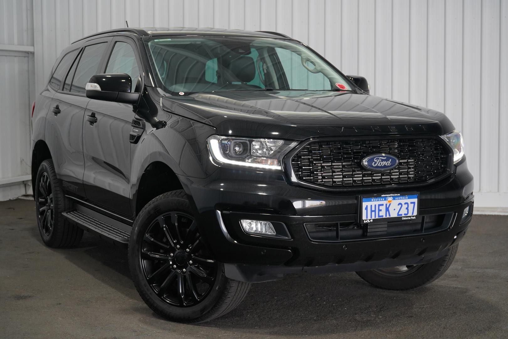 Ford Everest image 1