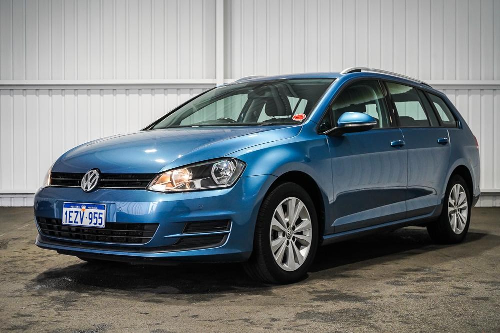Volkswagen Golf image 4