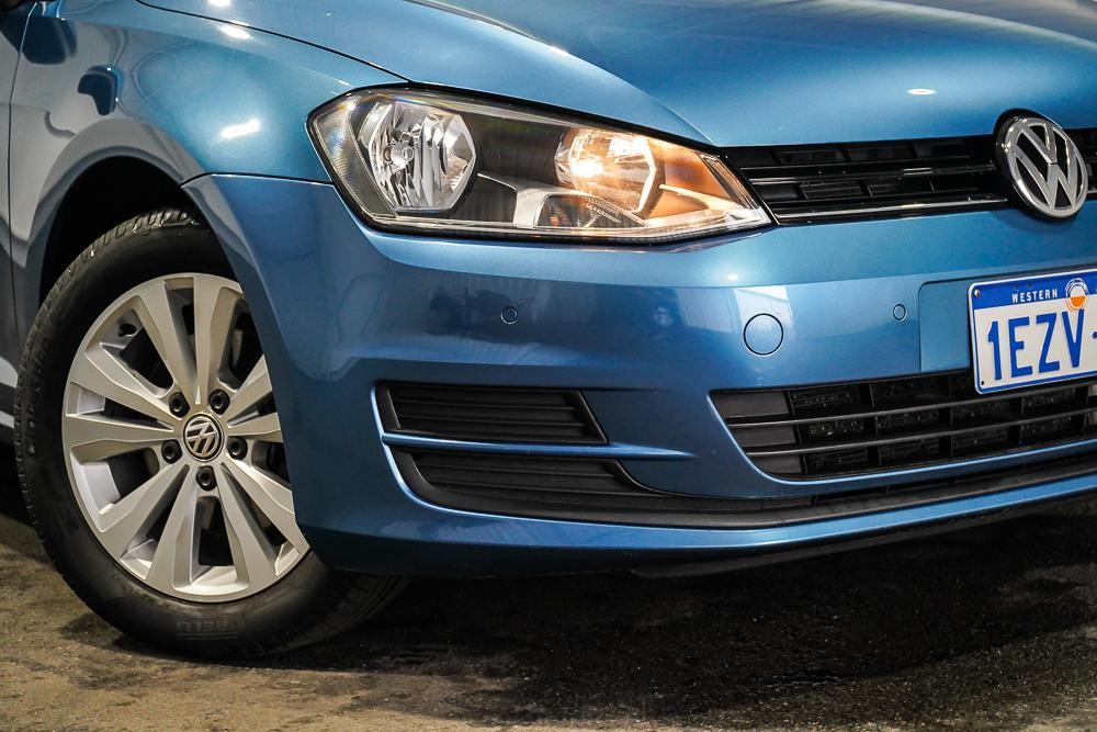 Volkswagen Golf image 2