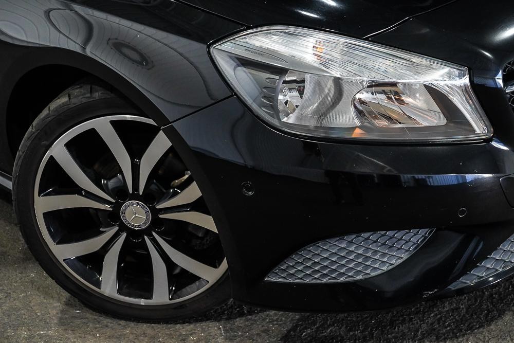 Mercedes Benz A-class image 2