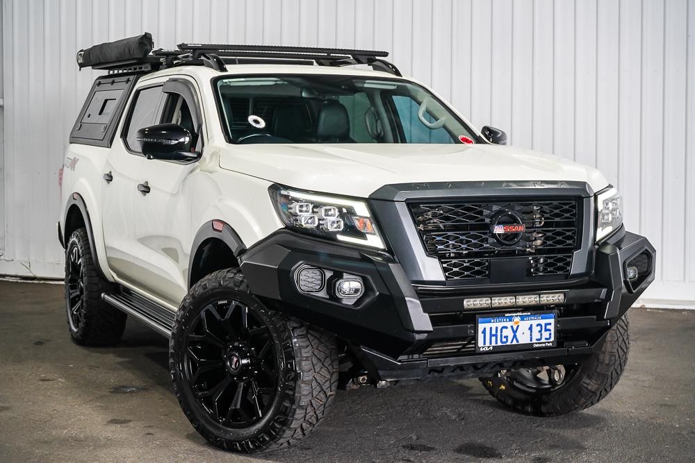 Nissan Navara image 1