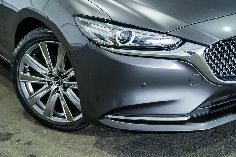 Mazda 6 image 2