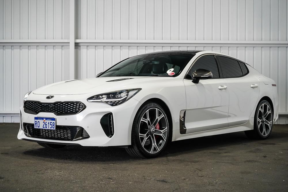 Kia Stinger image 4