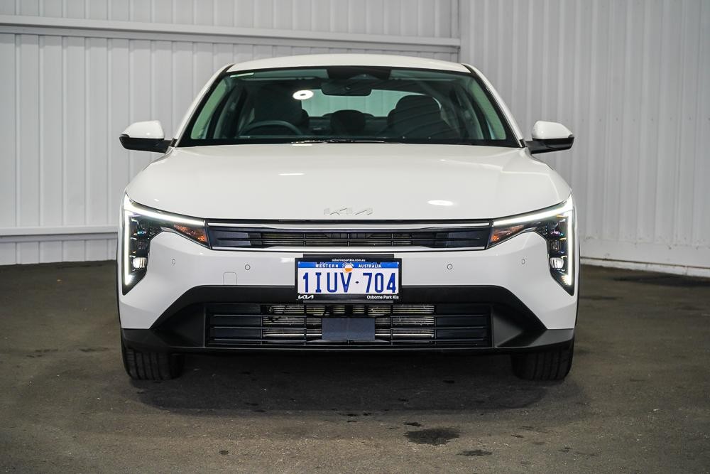 Kia K4 image 3
