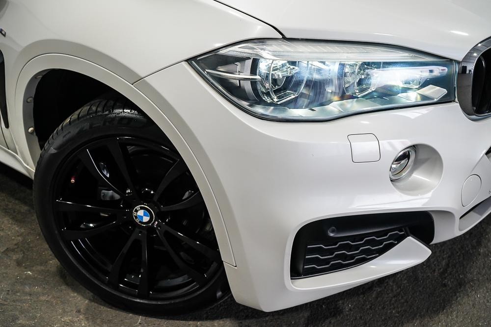 BMW X6 image 2