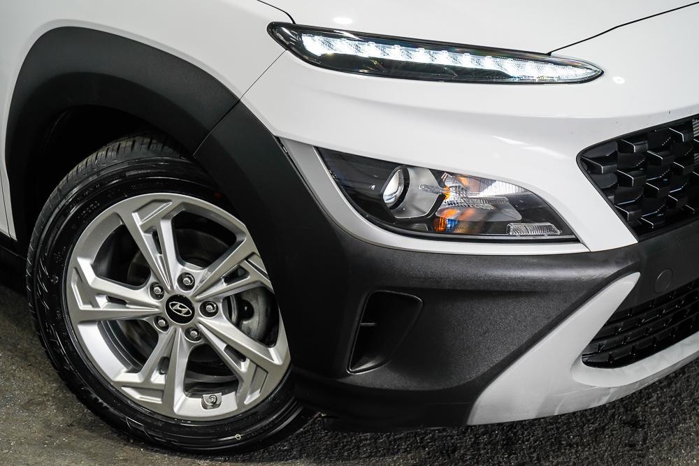Hyundai Kona image 2