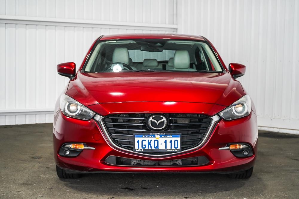 Mazda 3 image 3