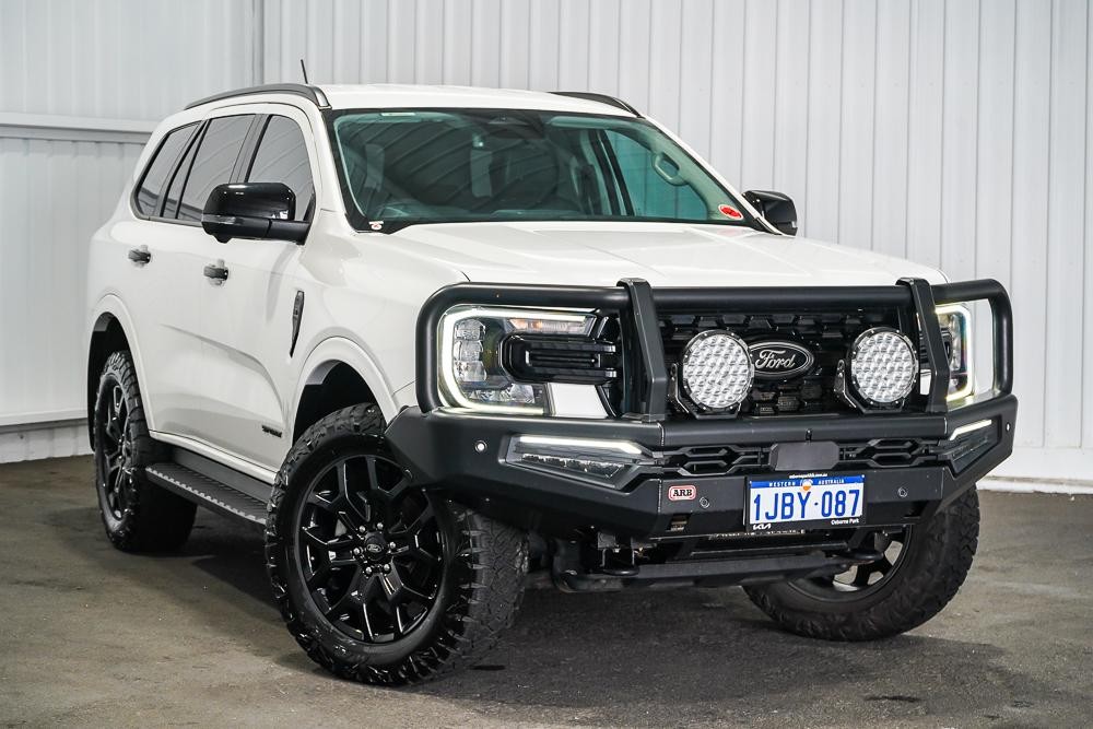 Ford Everest image 1