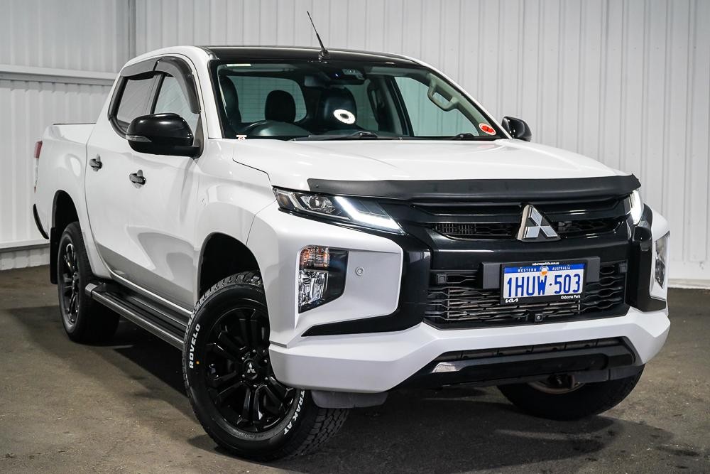 Mitsubishi Triton image 1
