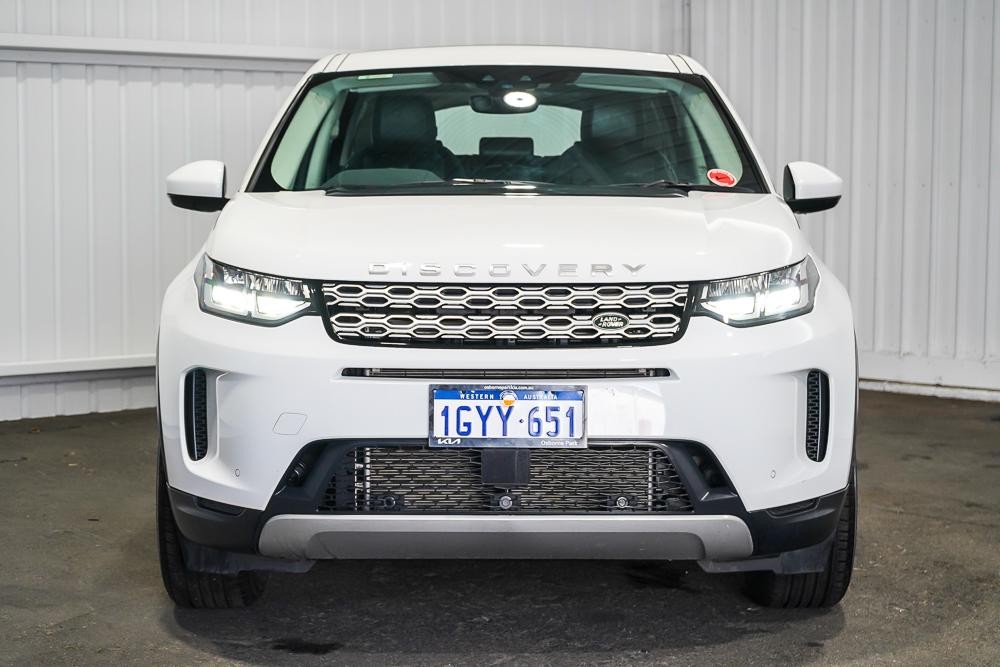 Land Rover Discovery Sport image 3