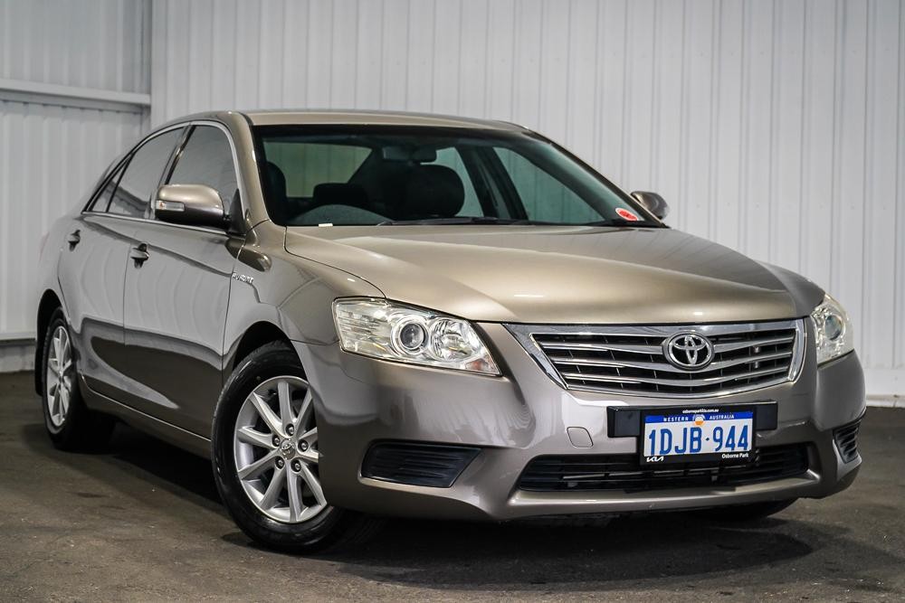 Toyota Aurion image 1