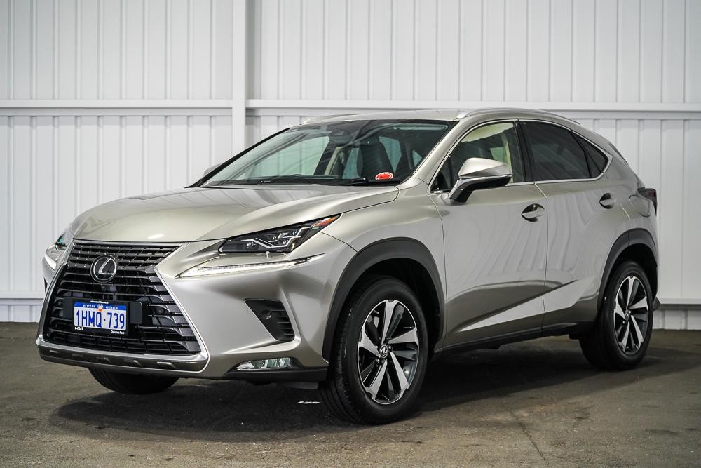Lexus Nx image 4