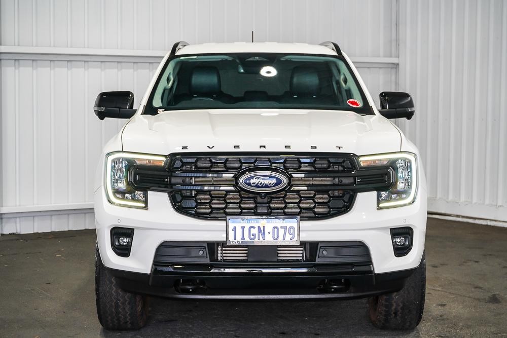 Ford Everest image 3
