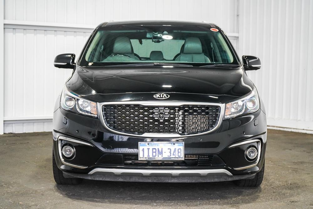 Kia Carnival image 3