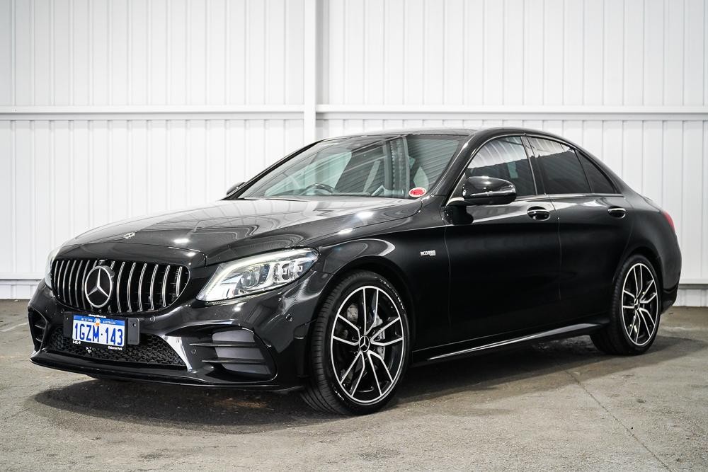 Mercedes Benz C-class image 4