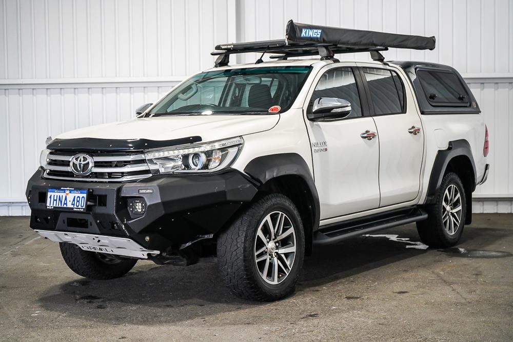 Toyota Hilux image 4