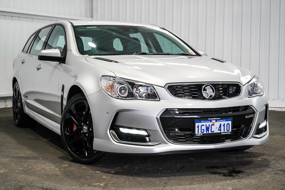 Holden Commodore image 1