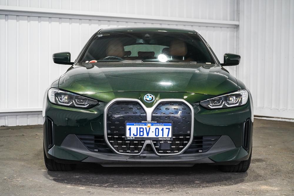 BMW I4 image 3