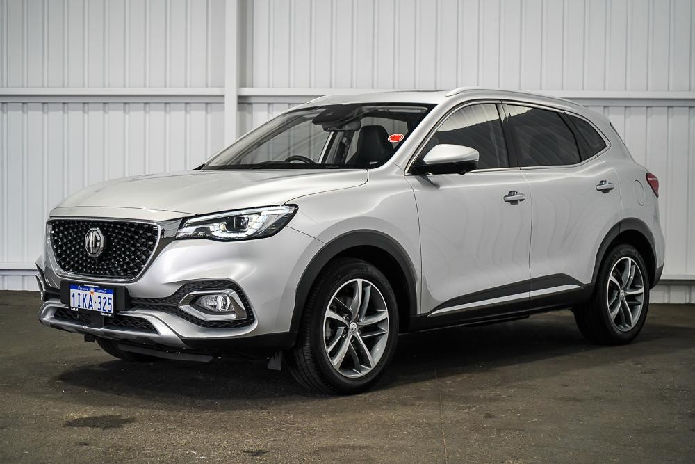MG Hs Plus Ev image 4