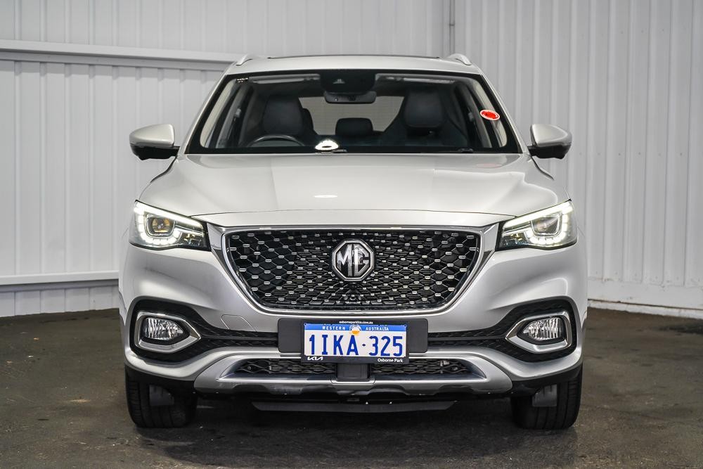 MG Hs Plus Ev image 3