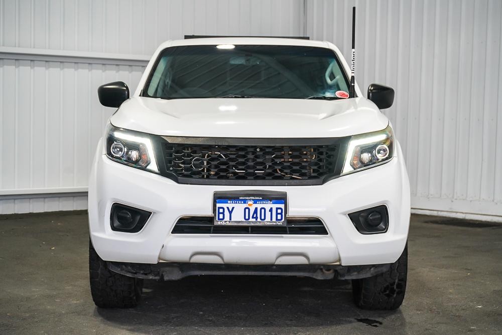 Nissan Navara image 3