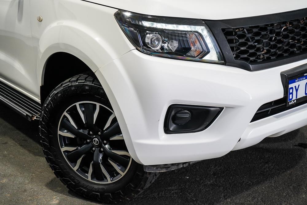 Nissan Navara image 2