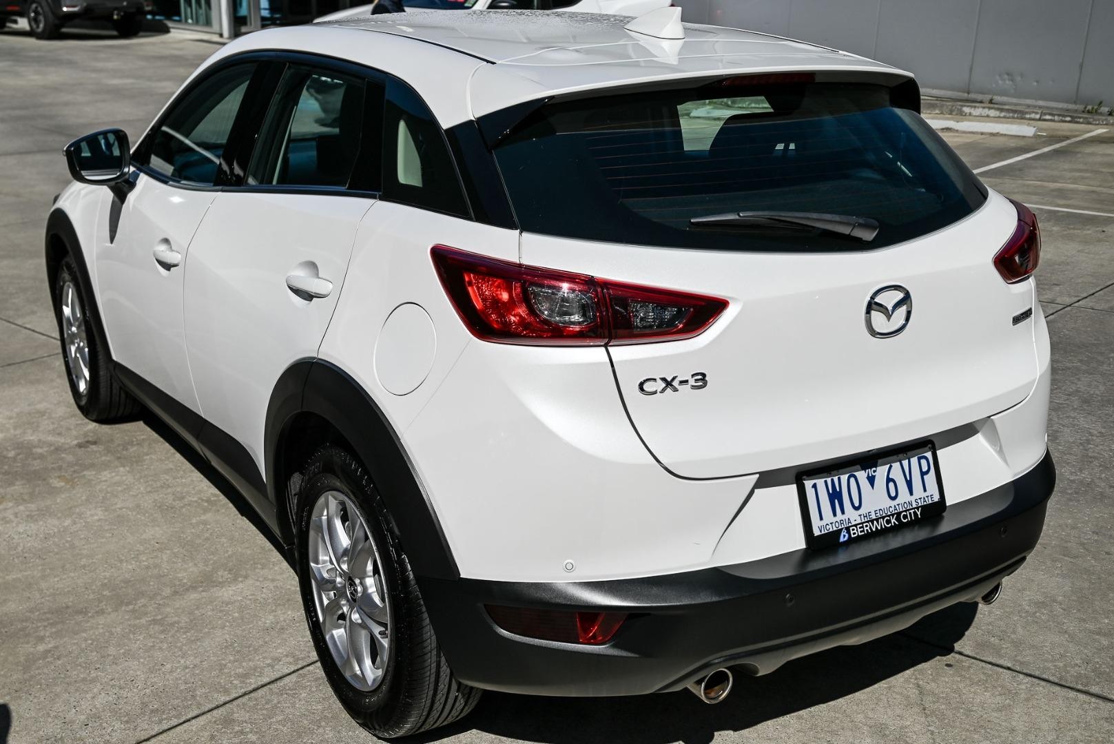Mazda Cx-3 image 3