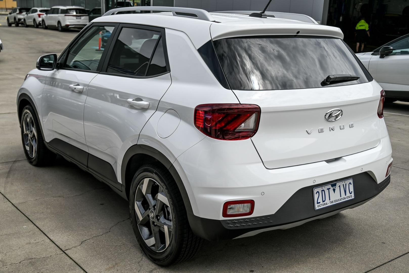 Hyundai Venue image 3