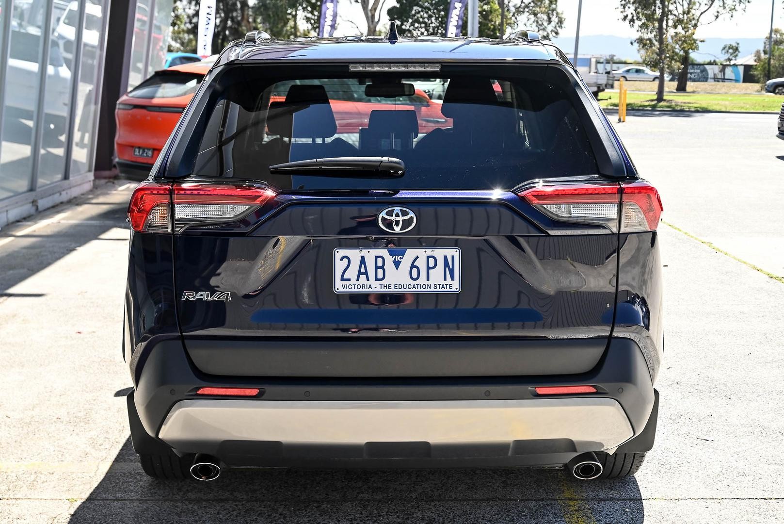 Toyota Rav4 image 4