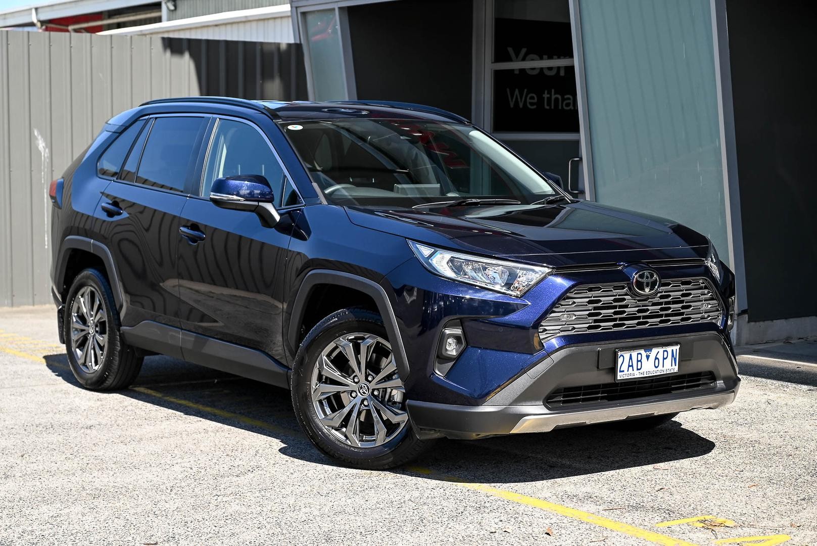 Toyota Rav4 image 1