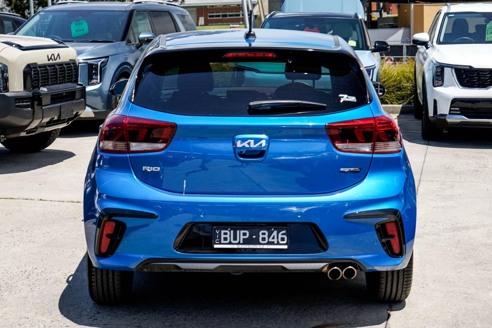 Kia Rio image 3