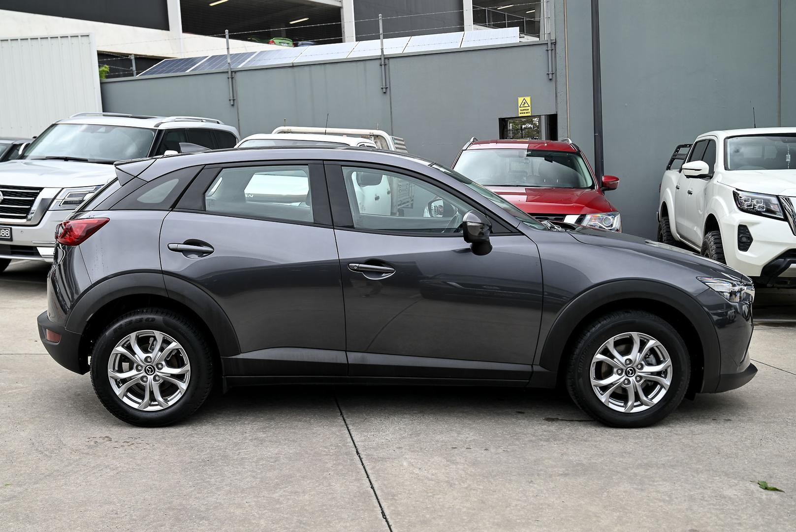Mazda Cx-3 image 3