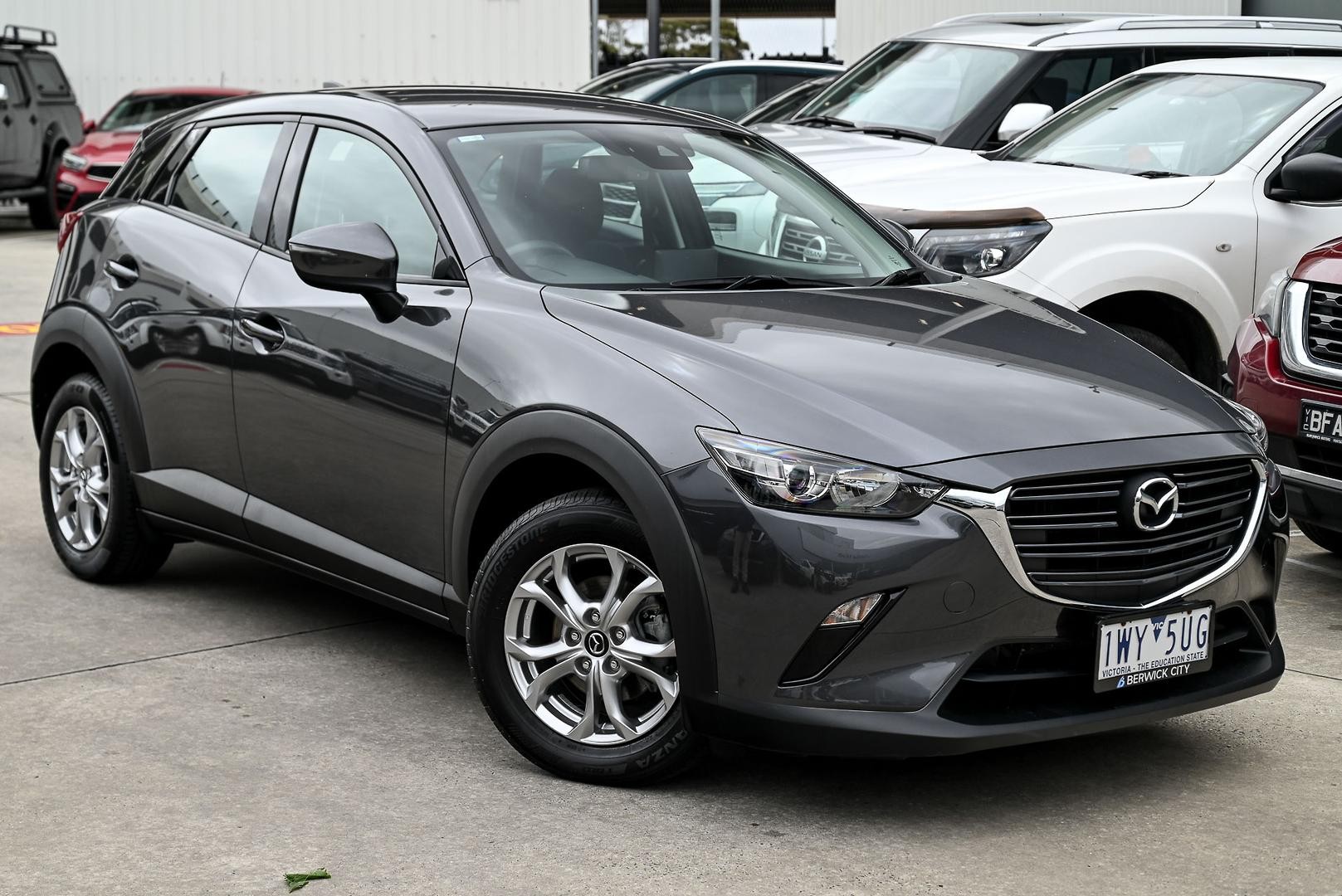 Mazda Cx-3 image 1
