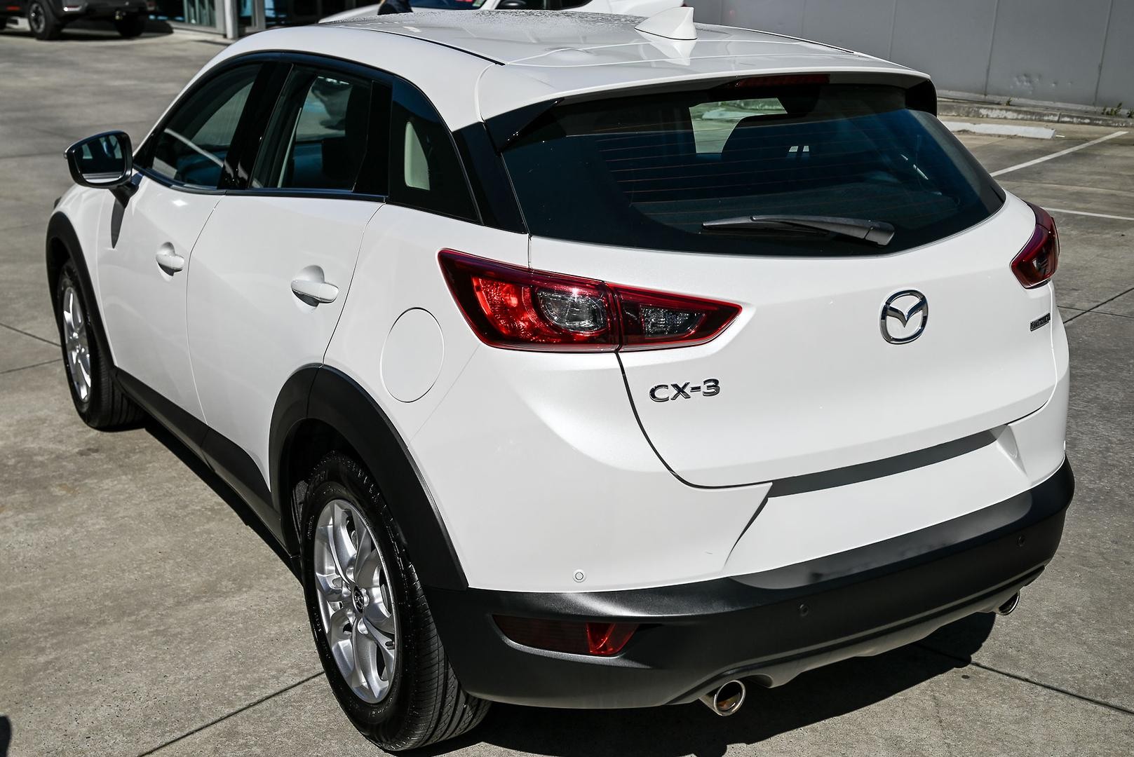 Mazda Cx-3 image 4