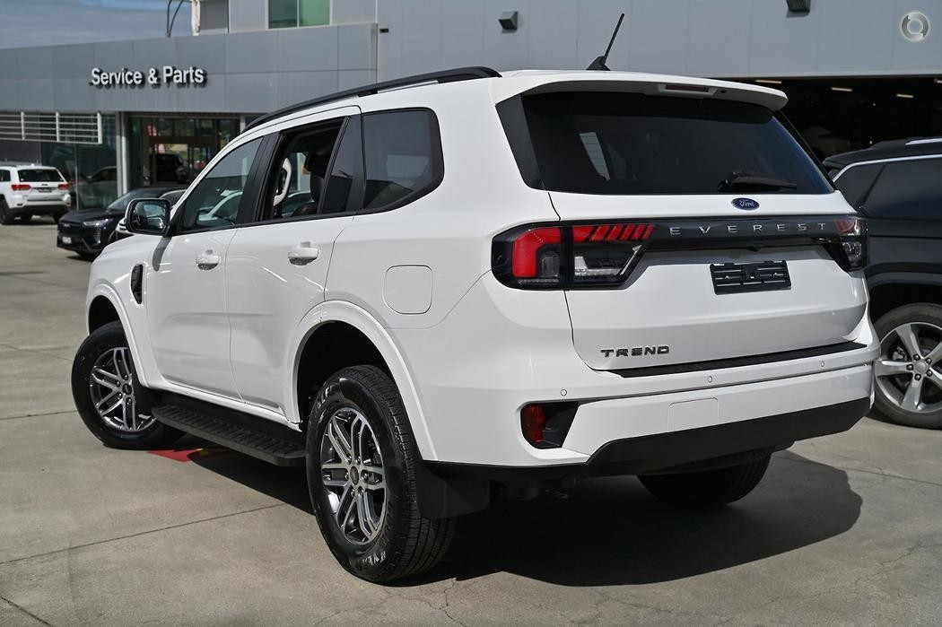 Ford Everest image 3